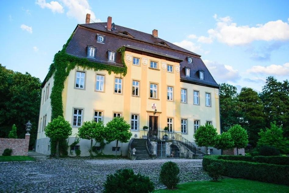 Rittergut/Gutshaus Grossgestewitz Naumburg  Exterior photo